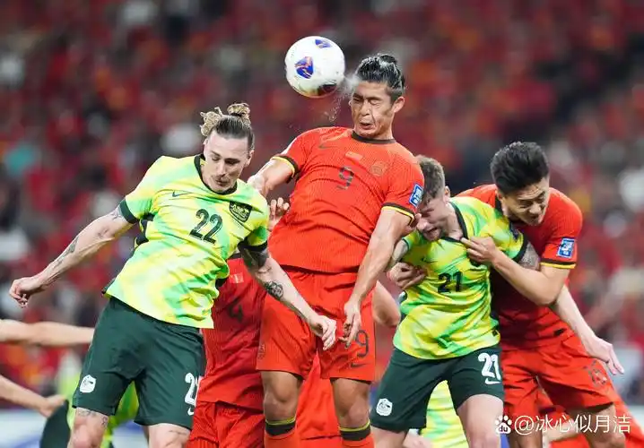 美国2-0澳大利亚后转会地震：弗里曼身价暴涨，多豪门争抢“乌龙制造机”